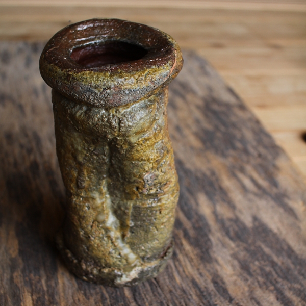 大前悟/備前三角花生