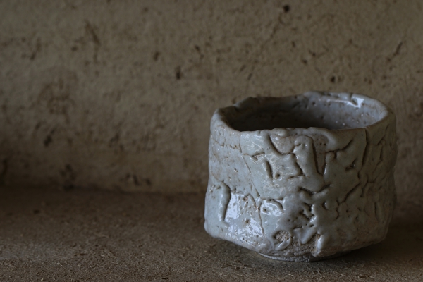 大前悟/鬼ヶ島志野茶碗