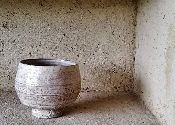 塩笥鬼ヶ島三島茶碗　大前悟