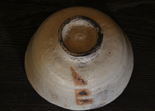 鬼ヶ島粉引茶碗　大前悟