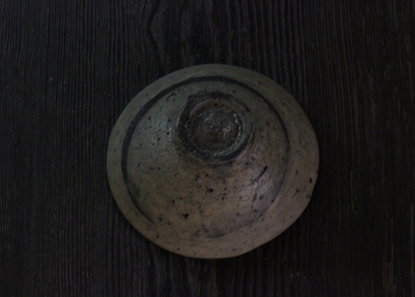 鬼ヶ島粉引茶碗　大前悟